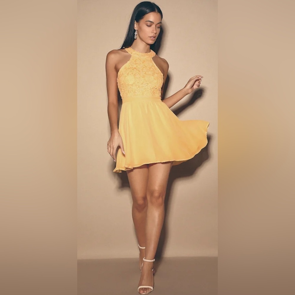 Lulus Lover’s Game Lace Halter Skater Mini Dress Light Yellow Size Small